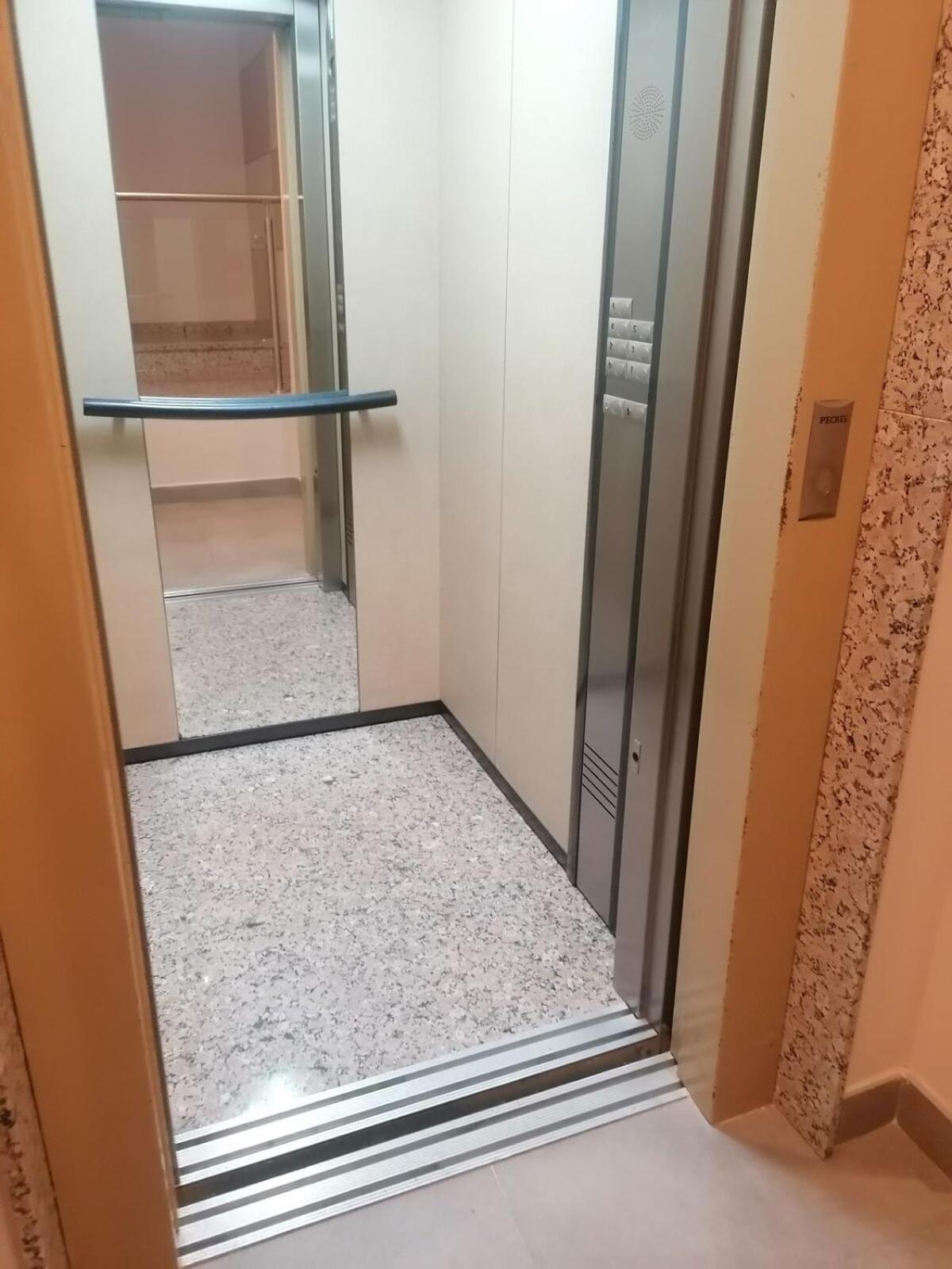 Шикарная Квартира На Первой Линии -Luxury Apartment On The First Line Sea Torrevieja Luaran gambar